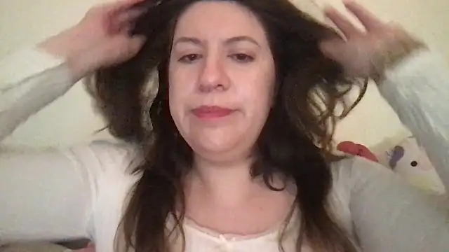 HYPHYtype's cam snapshot