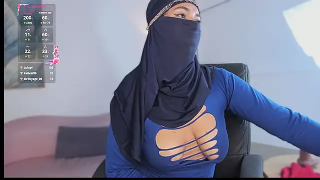 kylie_soraya's cam snapshot