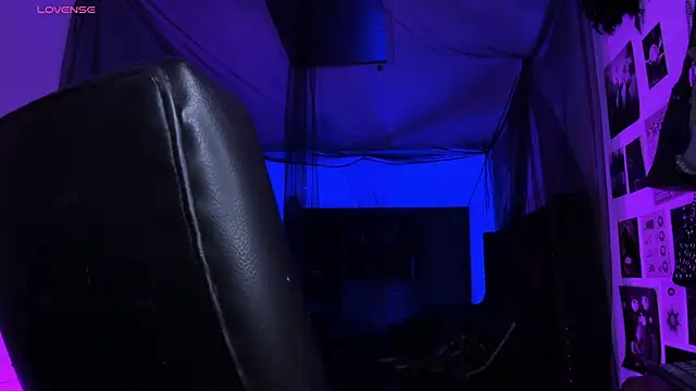 irregular_fetish_'s cam snapshot