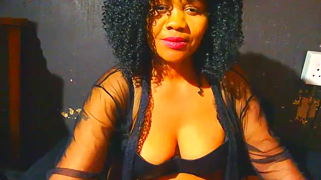 Augustine-Blooomxx's cam snapshot