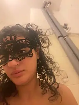 Milana_UK live sex cam