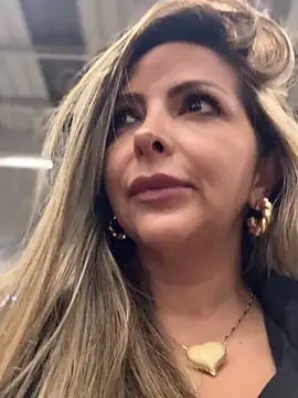 _Abril-Office1 live sex cam