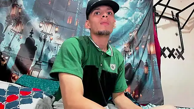 davidlatin66 live sex cam