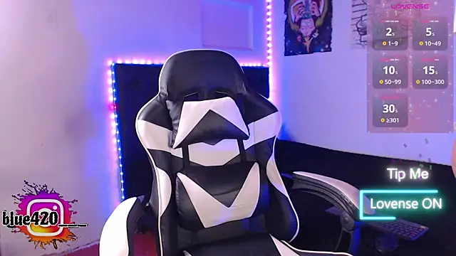 Skyler__blue4 live sex cam