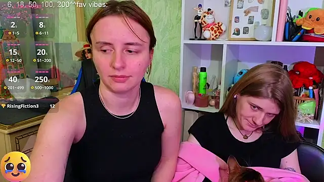 DanaMartina live sex cam