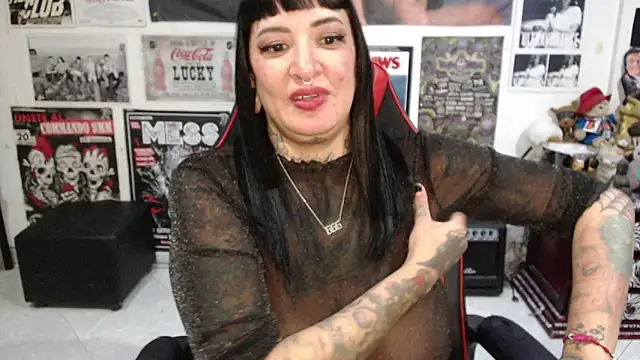 Rollyderolandia666 live sex cam