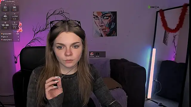 veronica_bubble's cam snapshot