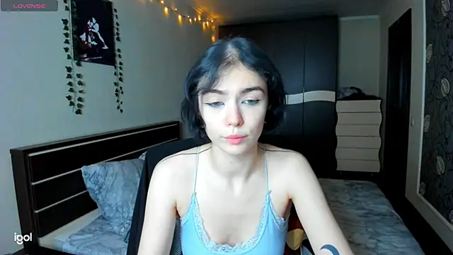 bonnybimi's cam snapshot