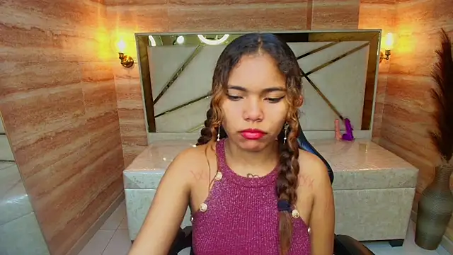 lirianne_thorne_r's cam snapshot