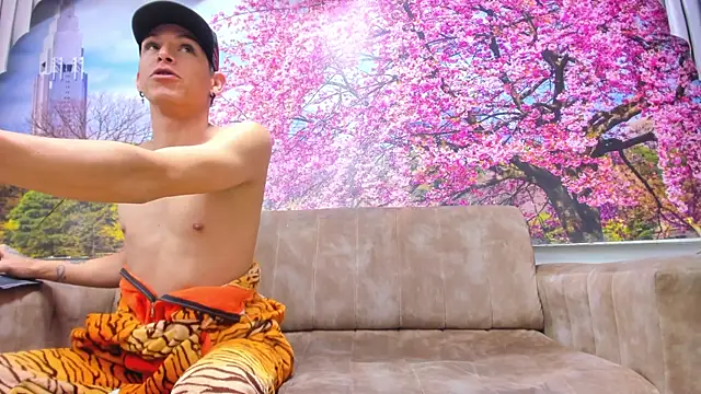 BvlgarVoyss live sex cam