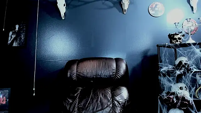 TheVampira's cam snapshot