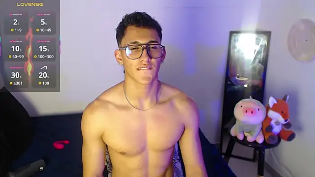 SalvadorFit live sex cam