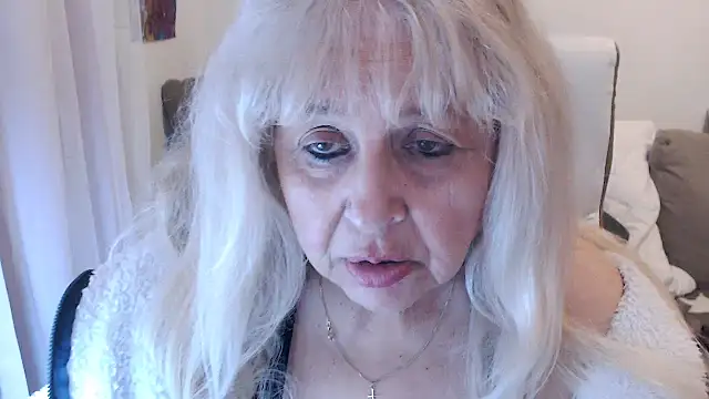 SusiLifeXXX's cam snapshot