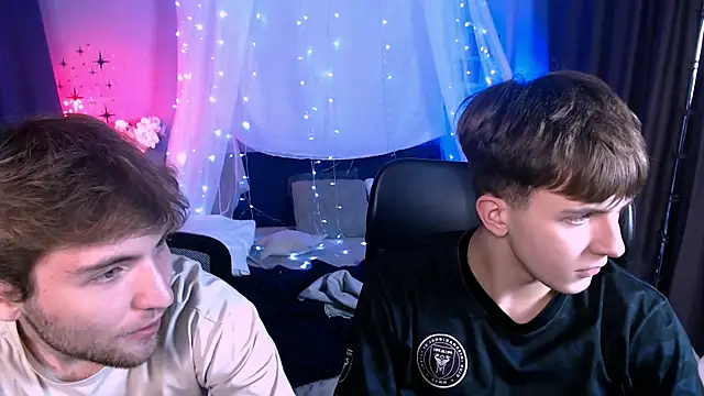 travis_wolf_ live sex cam