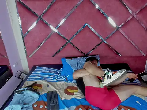 AlexanderBianchi2's cam snapshot