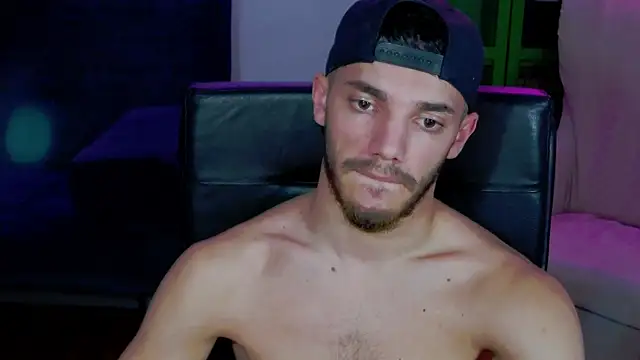 DominicValente's cam snapshot