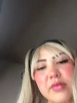 Mia_cullen_'s cam snapshot