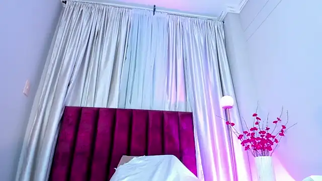 SophieJohnss's cam snapshot