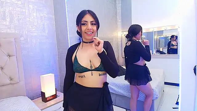 EmylyTaylor_FG's cam snapshot