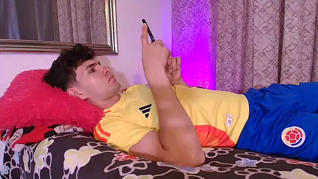 orlando_yate's cam snapshot