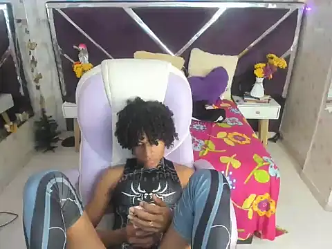 Santy_bigcock_01's cam snapshot