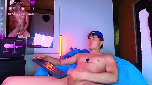 santyago_taylor live sex cam