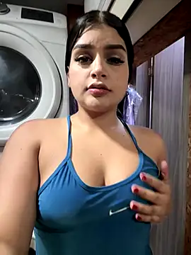 LucianaQuen's cam snapshot