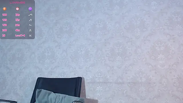 little__amy_'s cam snapshot