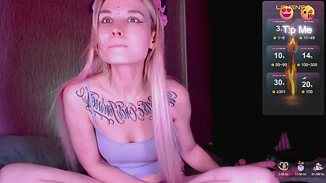 mischellemeow13's cam snapshot