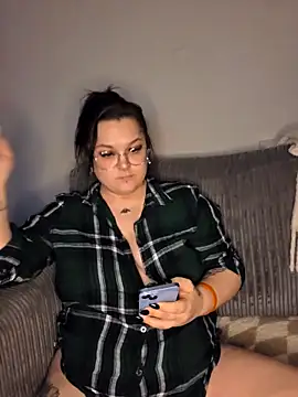 Saucy-Serenity's cam snapshot