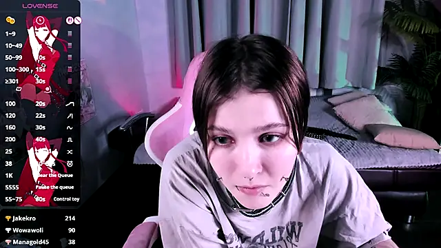 MiraVelle's cam snapshot