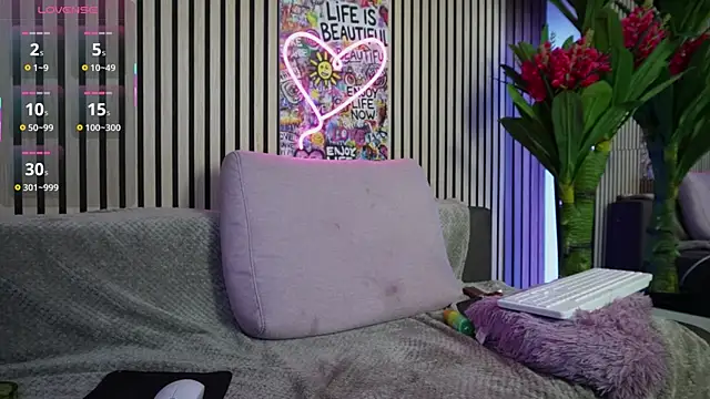 _YourSubmissive_'s cam snapshot