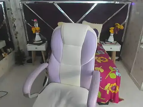 Santy_bigcock_01's cam snapshot