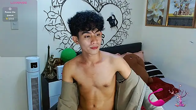 WildestTwink's cam snapshot