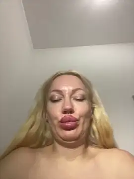 SofiaJoy's cam snapshot