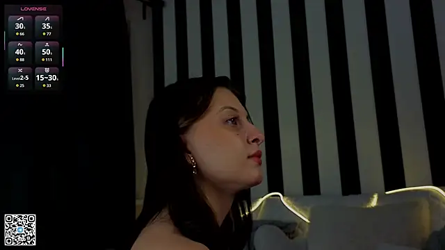 LorinaMaffitt live sex cam