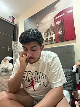 mixedcouplee69's cam snapshot