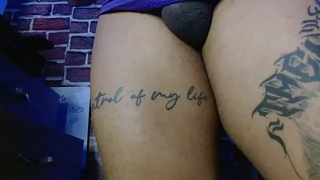 jordan_bigcock_'s cam snapshot