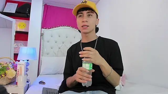 XaanderGrey's cam snapshot