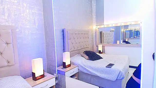 EmylyTaylor_FG's cam snapshot