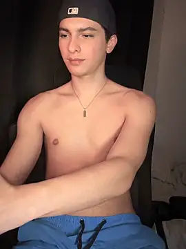 cybercosmiiic's cam snapshot