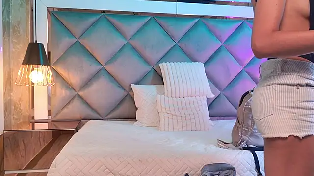 crystal_gilton's cam snapshot