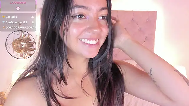 Laraa_vega1's web cam