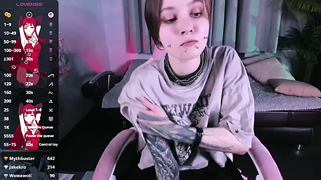 MiraVelle's cam snapshot