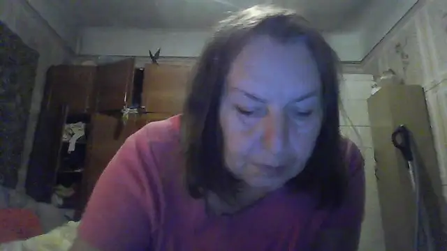 AnnaLive570's cam snapshot