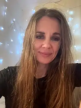 LucieMack's cam snapshot