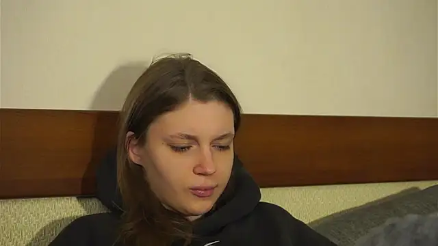 RoslynArcuo's cam snapshot