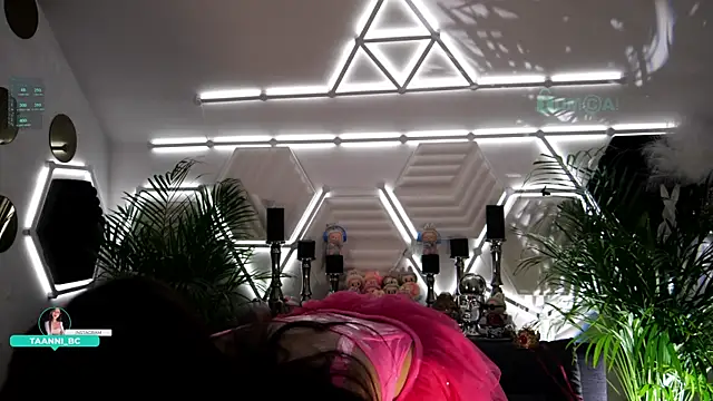 taanni_bc's cam snapshot