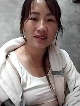 emini-xx's cam snapshot