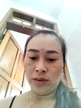 Lauraa-a's cam snapshot